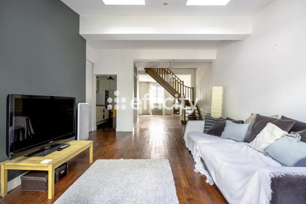 Maison
         4 pièces
        - 115 m² 470 000 € *