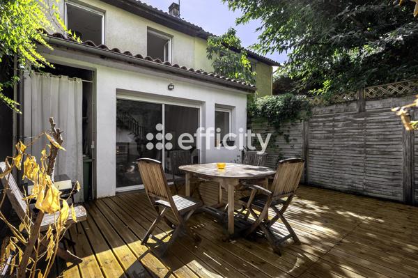 Maison
         4 pièces
        - 115 m² 470 000 € *