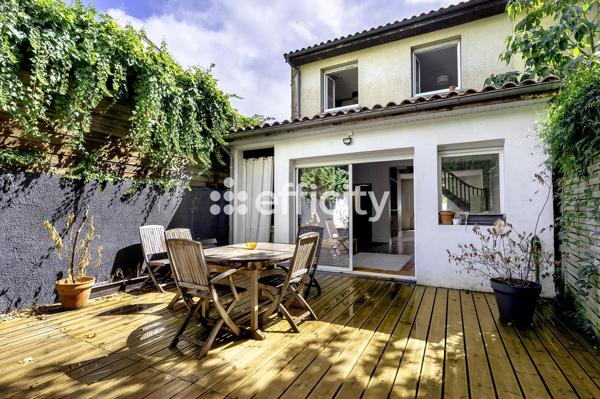 Maison
         4 pièces
        - 115 m² 470 000 € *