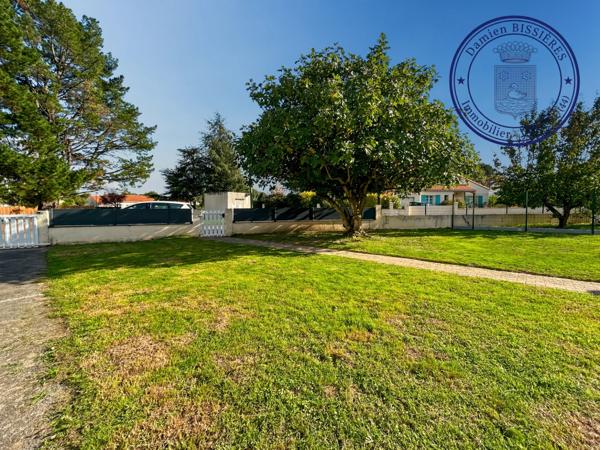 Maison à vendre, plain-pied, Haute-Goulaine, proche du bourg, 4 chambres, dépendance 20m2