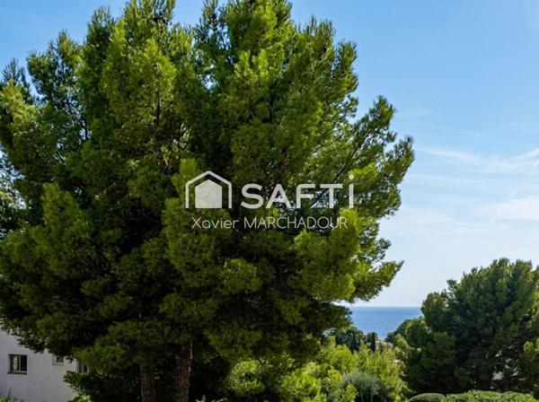 LA CIOTAT – STUDIO AVEC TERRASSE ET APERÇU MER
