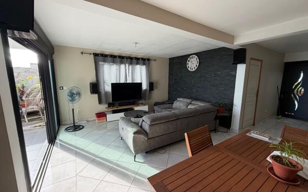 Maison à vendre    4 pièces •  Saint-Pierre