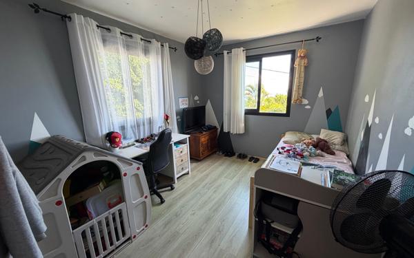 Maison à vendre    4 pièces •  Saint-Pierre