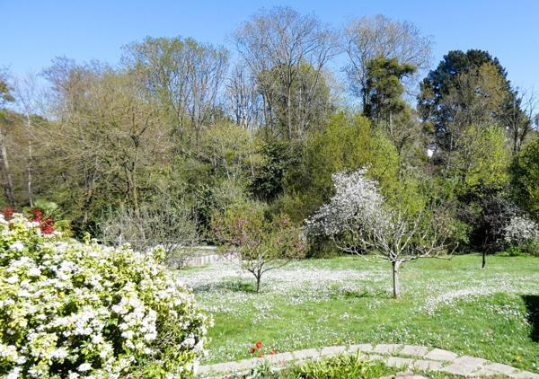 ORVAULT - CADRE EXCEPTIONNEL - CALME ABSOLU