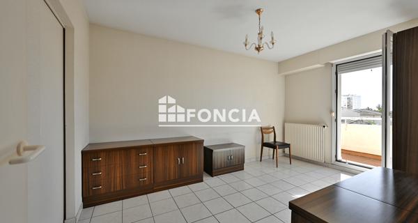 À vendre Appartement 5 pièces 122 m² - Nîmes 30000