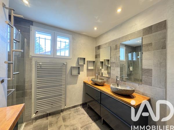 Maison à vendre 5 pièces 149 m² Ambarès-et-Lagrave