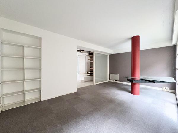 A Avignon intra-muros - Bureaux / Appartement 3 pièces 100 m2
