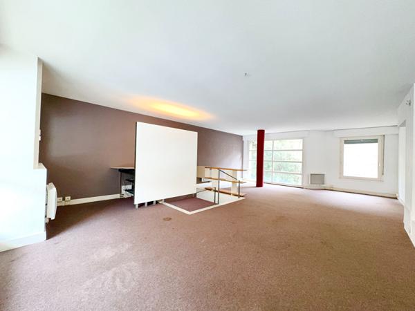A Avignon intra-muros - Appartement 3 pièces 100 m2