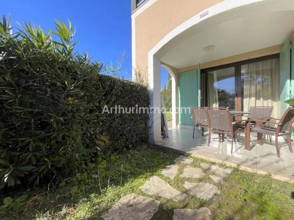 Vente                                                      Appartement
                        
                     1 pièces                      23 m2                     à Grimaud