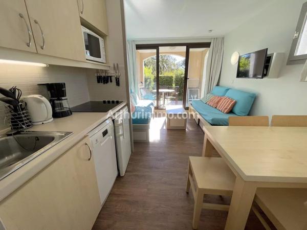Vente                                                      Appartement
                        
                     1 pièces                      23 m2                     à Grimaud