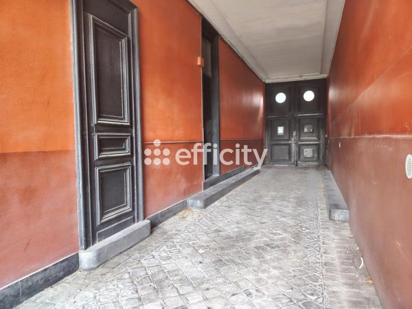 Appartement
         7 pièces
        - 165 m² Exclusivité 140 000 € *