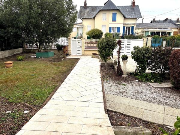 Dives-sur-Mer - Maison de plain-pied avec garage