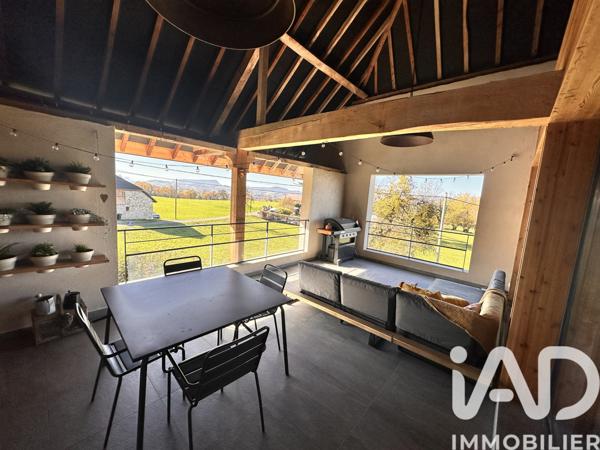Maison à vendre 7 pièces 250 m² Quintal