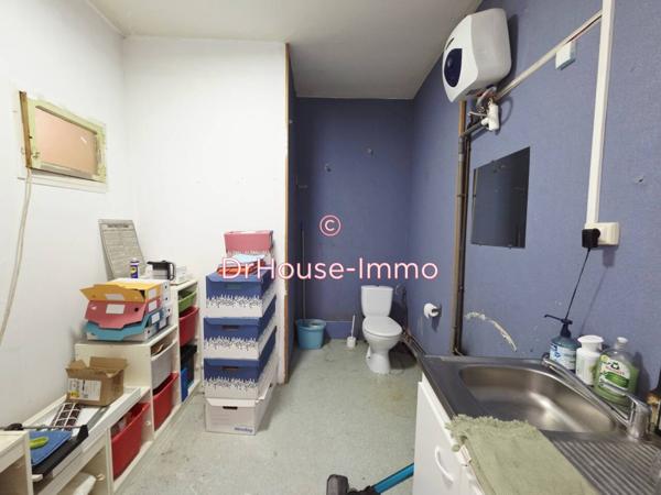 Parking / Box à vendre de 640 m²
