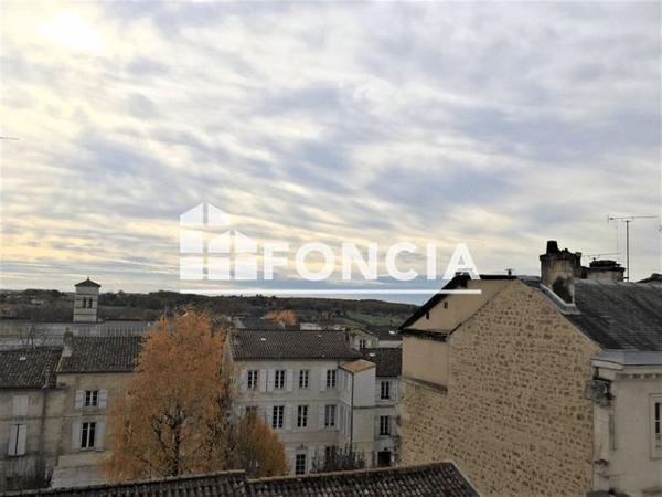 Location Appartement 4 pièces 74.8 m² - Angouleme 16000