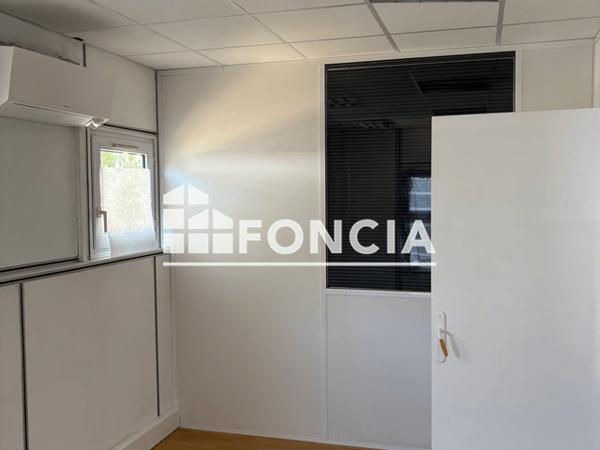 Location Local commercial 4 pièces 62.55 m² - 1350 Av. Albert Einstein, 34000 Montpellier BATIMENT 10 Montpellier 34000