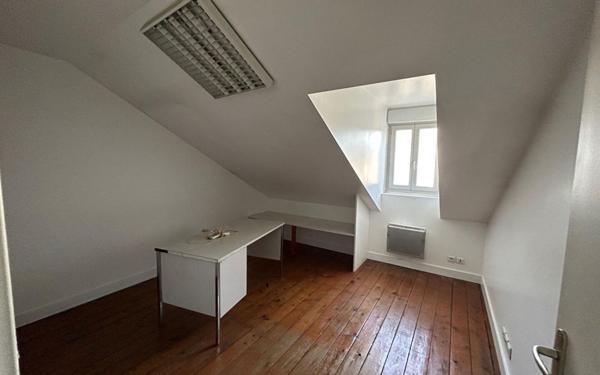 Immeuble à vendre    6 pièces •  Périgueux