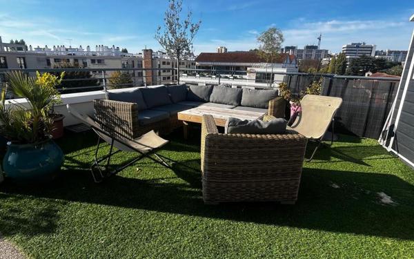 Appartement à vendre    4 pièces • 86,80 m2 Joinville-le-Pont