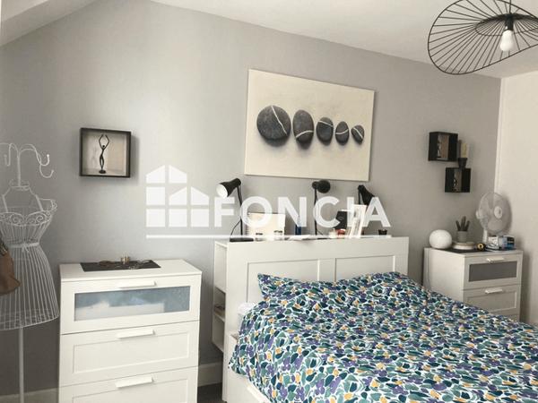 Location Appartement meublé 2 pièces 64.77 m² - 27 RUE DU DOCTEUR MAUNOURY Chartres 28000