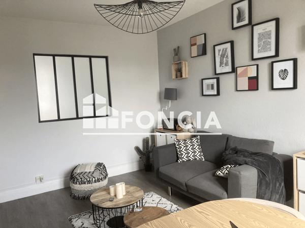 Location Appartement meublé 2 pièces 64.77 m² - 27 RUE DU DOCTEUR MAUNOURY Chartres 28000
