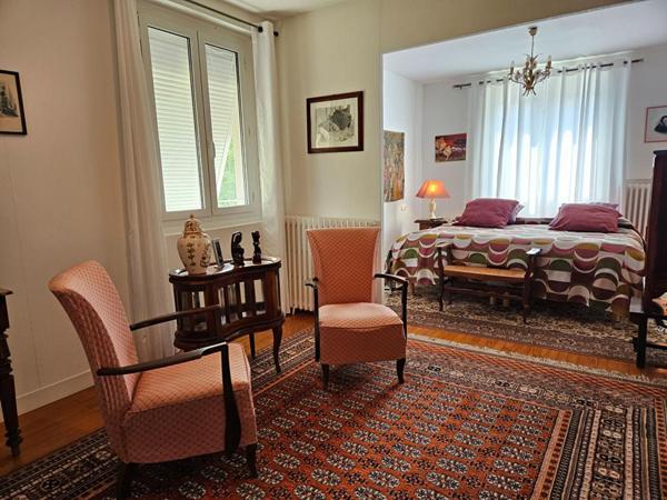 Grand Villeneuvois, Maison en pierre 8 pièce(s) 350 m² - Parc