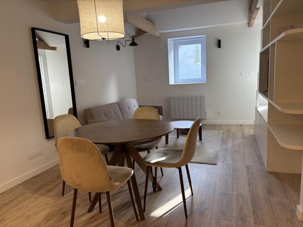 APPARTEMENT T2 Rénové HYPER CENTRE AURAY