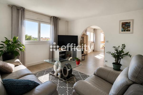 Appartement
         4 pièces
        - 91 m² 189 000 € *