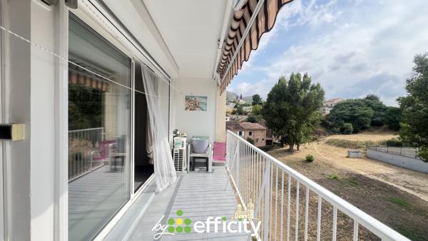 Appartement
         4 pièces
        - 76 m² Exclusivité 240 000 € *