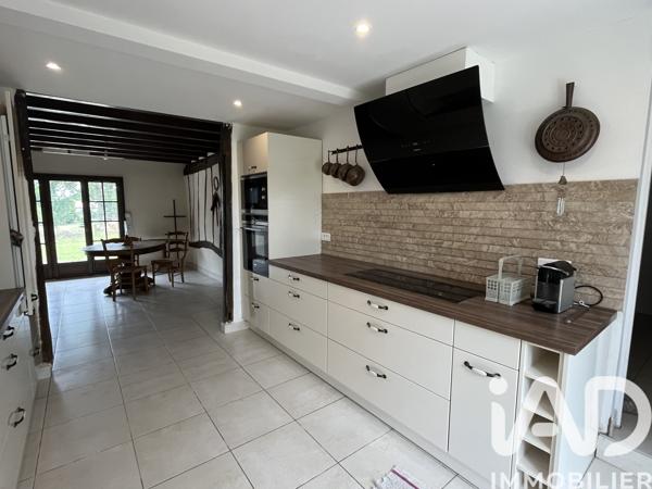 Maison à vendre 8 pièces 189 m² Larée