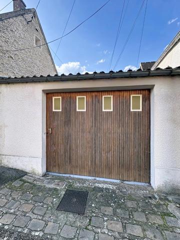 jolie longère idéalement située