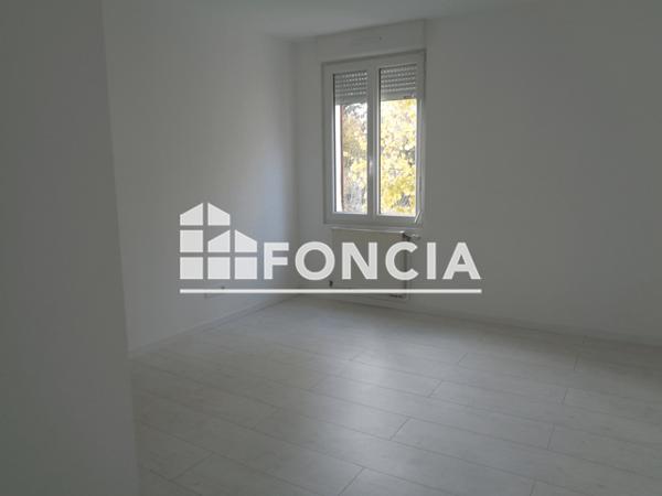 Location Maison 3 pièces 74.78 m² - 68 RUELLE DU MANOIR Vauxbuin 02200