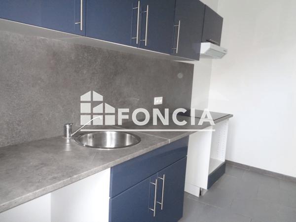 Location Maison 3 pièces 74.78 m² - 68 RUELLE DU MANOIR Vauxbuin 02200