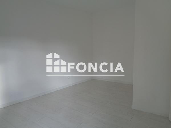 Location Maison 3 pièces 74.78 m² - 68 RUELLE DU MANOIR Vauxbuin 02200