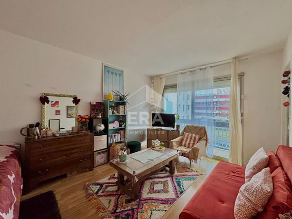 À découvrir sans tarder ! Charmant studio à Royan, à 800 m de la plage et du centre-ville.