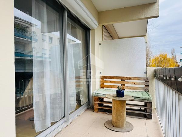 À découvrir sans tarder ! Charmant studio à Royan, à 800 m de la plage et du centre-ville.