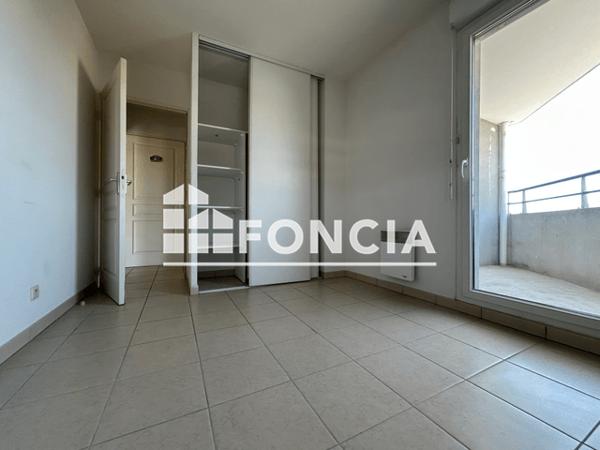 Location Appartement 3 pièces 55.53 m² - 3 BIS RUE DE L'ABBE VINSON Port Saint Louis Du Rhone 13230