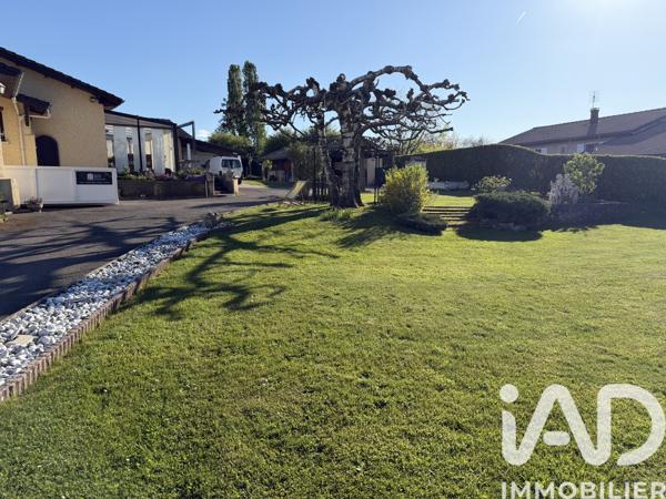 Maison à vendre 9 pièces 180 m² Saint-Hilaire-de-la-Côte