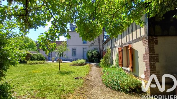 Maison à vendre 9 pièces 206 m² Évreux
