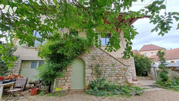 Nuits-Saint-Georges maison de 162 m² habitables 5 km Comblanchien axe Beaune 