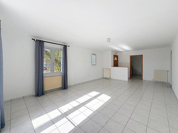 Charmante maison 5 pièces à vendre à Challans - Lumineuse et spacieuse !
