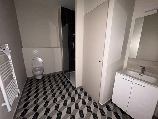 À louer - Appartement T3 lumineux - Quai Dillon, Narbonne