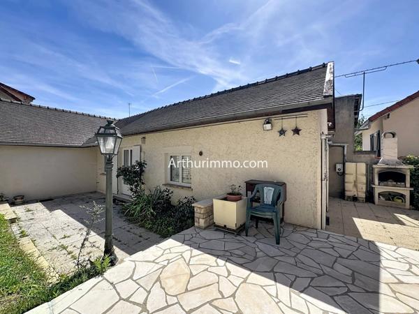 Vente                                                      Maison
                        
                     6 pièces                      171 m2                     à Vigneux-sur-Seine