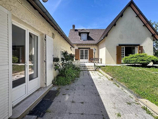 Vente                                                      Maison
                        
                     6 pièces                      171 m2                     à Vigneux-sur-Seine