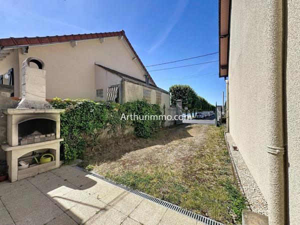 Vente                                                      Maison
                        
                     6 pièces                      171 m2                     à Vigneux-sur-Seine