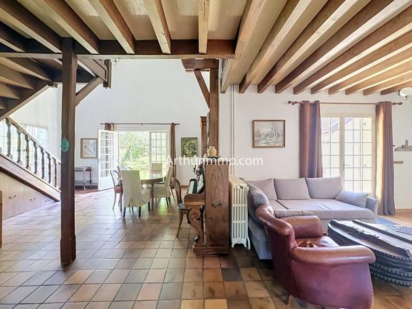 Vente                                                      Maison
                        
                     6 pièces                      171 m2                     à Vigneux-sur-Seine