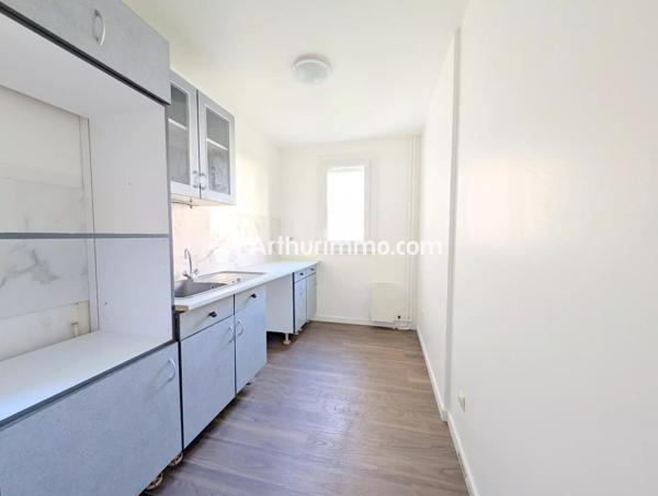 Vente Appartement 2 pièces 50 m2 à Savigny-le-Temple