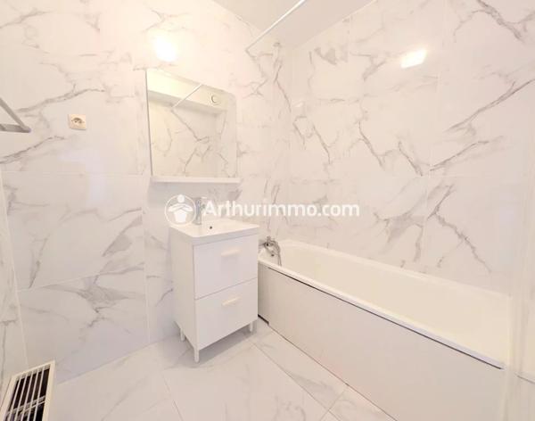 Vente Appartement 2 pièces 50 m2 à Savigny-le-Temple