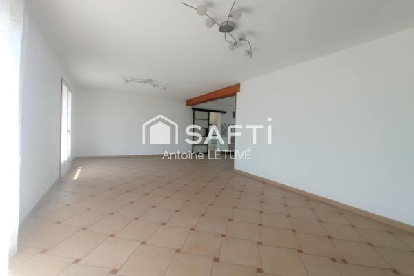 Pavillon 4 Chambres,  2 bureaux, sous sol complet