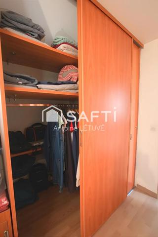 Pavillon 4 Chambres,  2 bureaux, sous sol complet