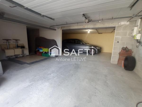 Pavillon 4 Chambres,  2 bureaux, sous sol complet